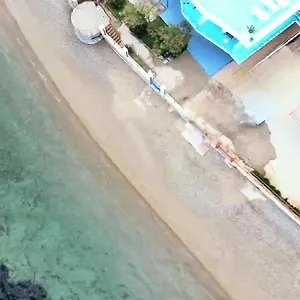 Blue Life, Sea-luxury On The Between Palermo And Cefalu' Pensión